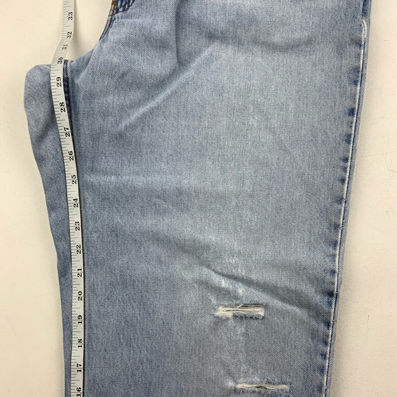 Vintage Levi’s 550 High Waist wedgie fit Jeans - Picture 9 of 9